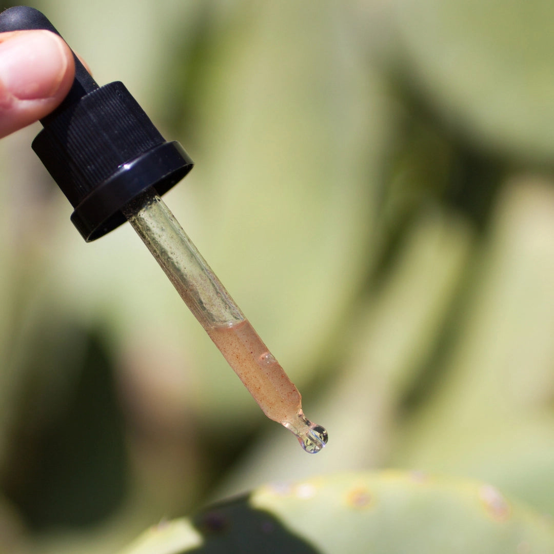 Porenverfeinerndes 12% Niacinamide Serum gegen Rötungen, Unreinheiten und für ein straffes Hautbild