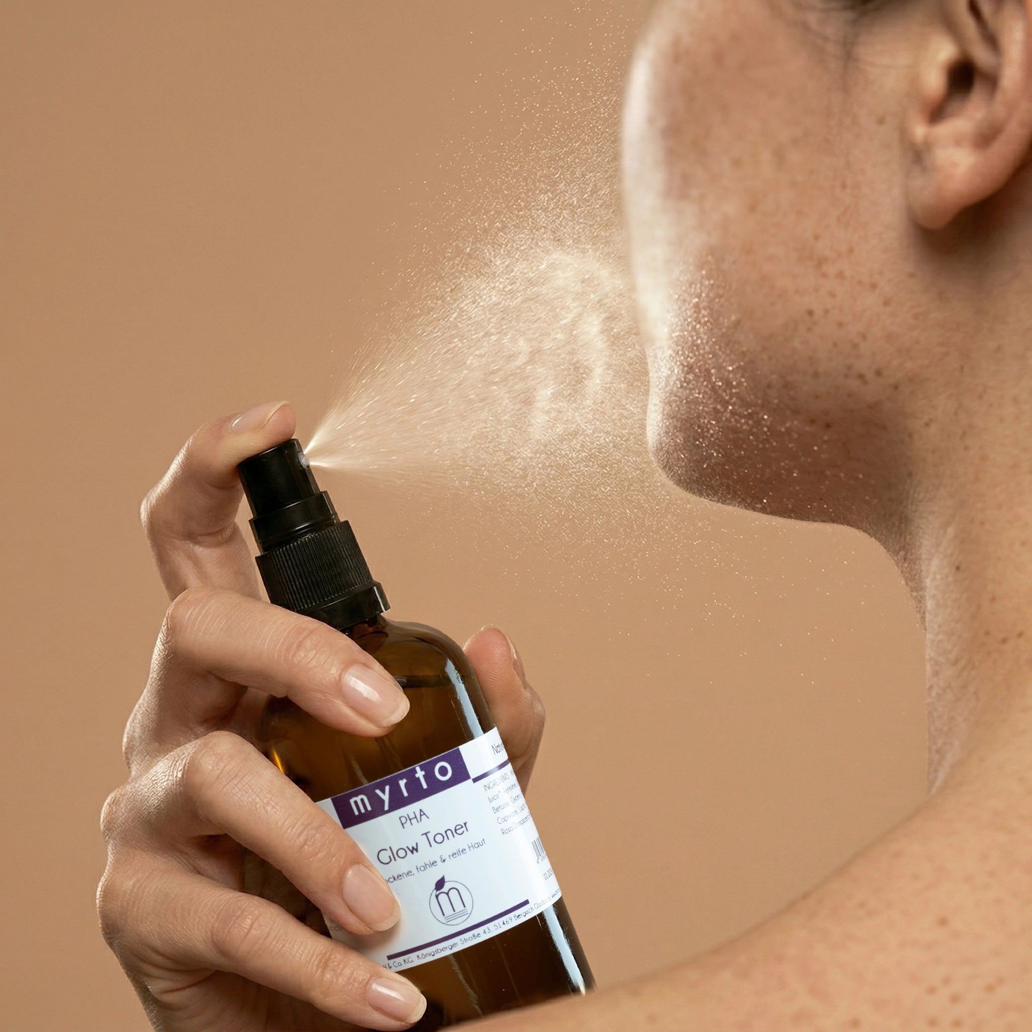 PHA Glow Toner | Sanfte tägliche Hauterneuerung mit 5 % PHA für ein glatteres & strahlenderes Hautbild